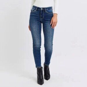 Judy Blue Mid Rise Thermal Skinny Jeans